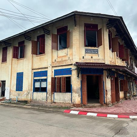 Via Thakhek Hostel & Cafe Bagian luar foto