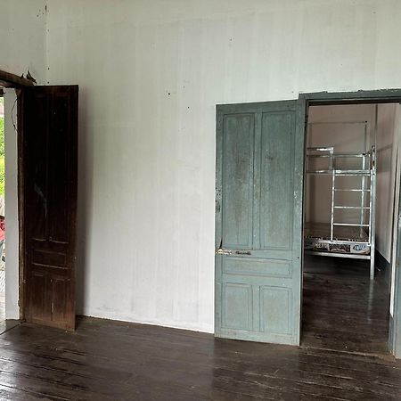 Via Thakhek Hostel & Cafe Bagian luar foto
