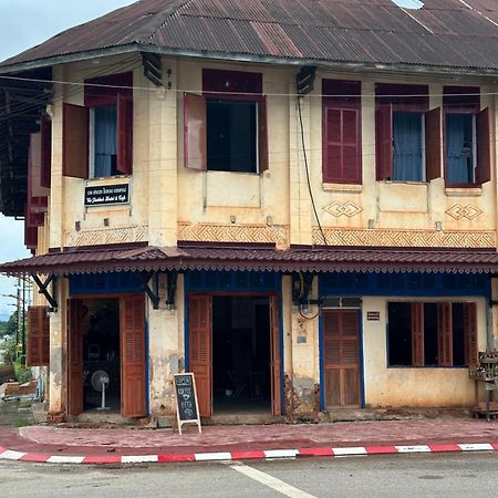 Via Thakhek Hostel & Cafe Bagian luar foto