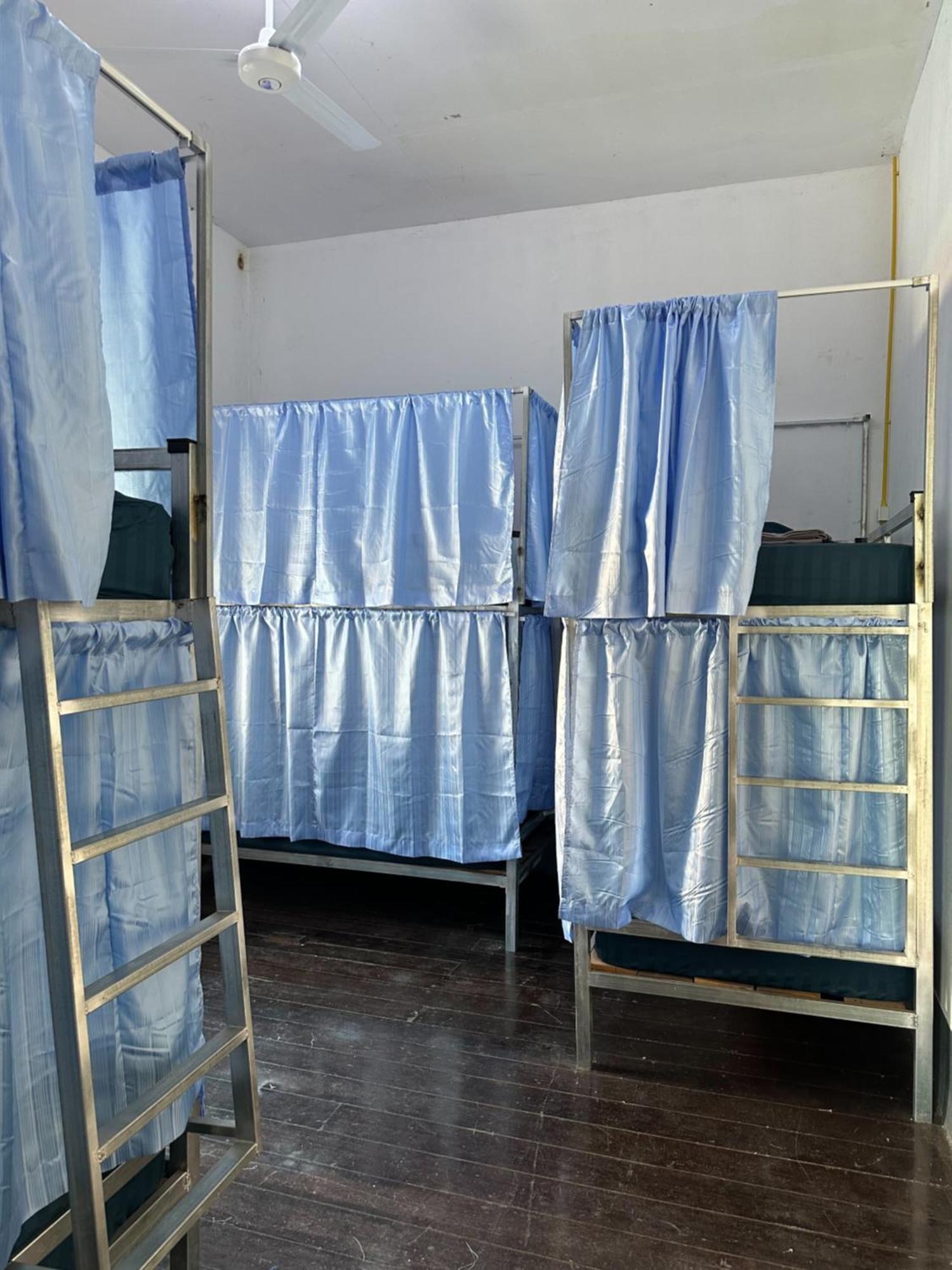 Via Thakhek Hostel & Cafe Bagian luar foto